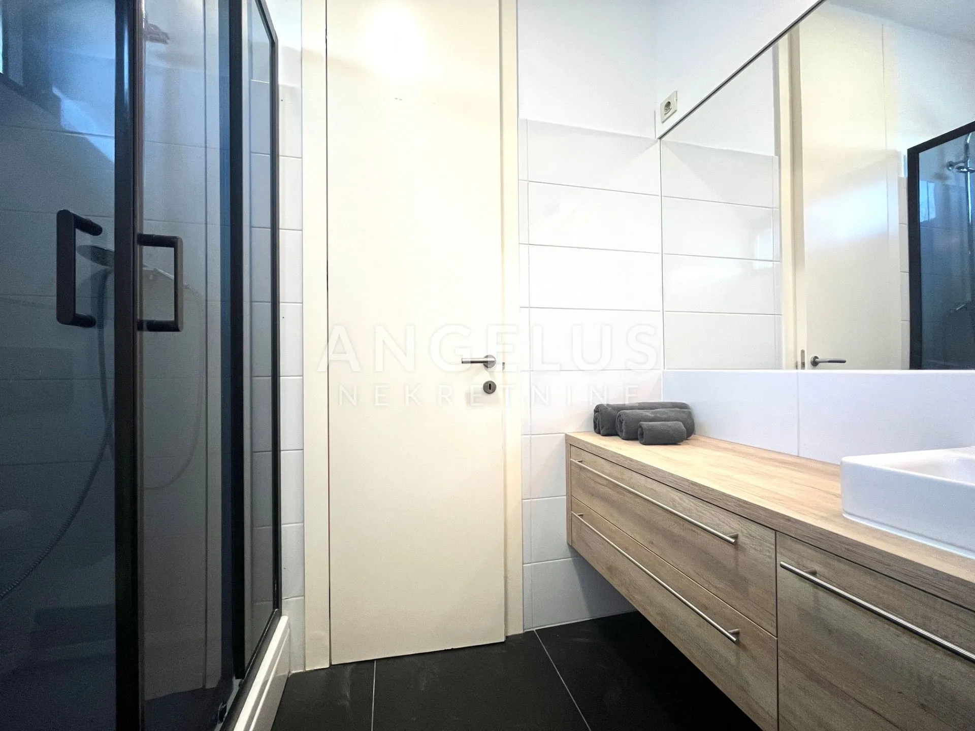 zagreb, novi zagreb - golf resort moderna kuća 250m2 s vrtom i vpm - slika 17