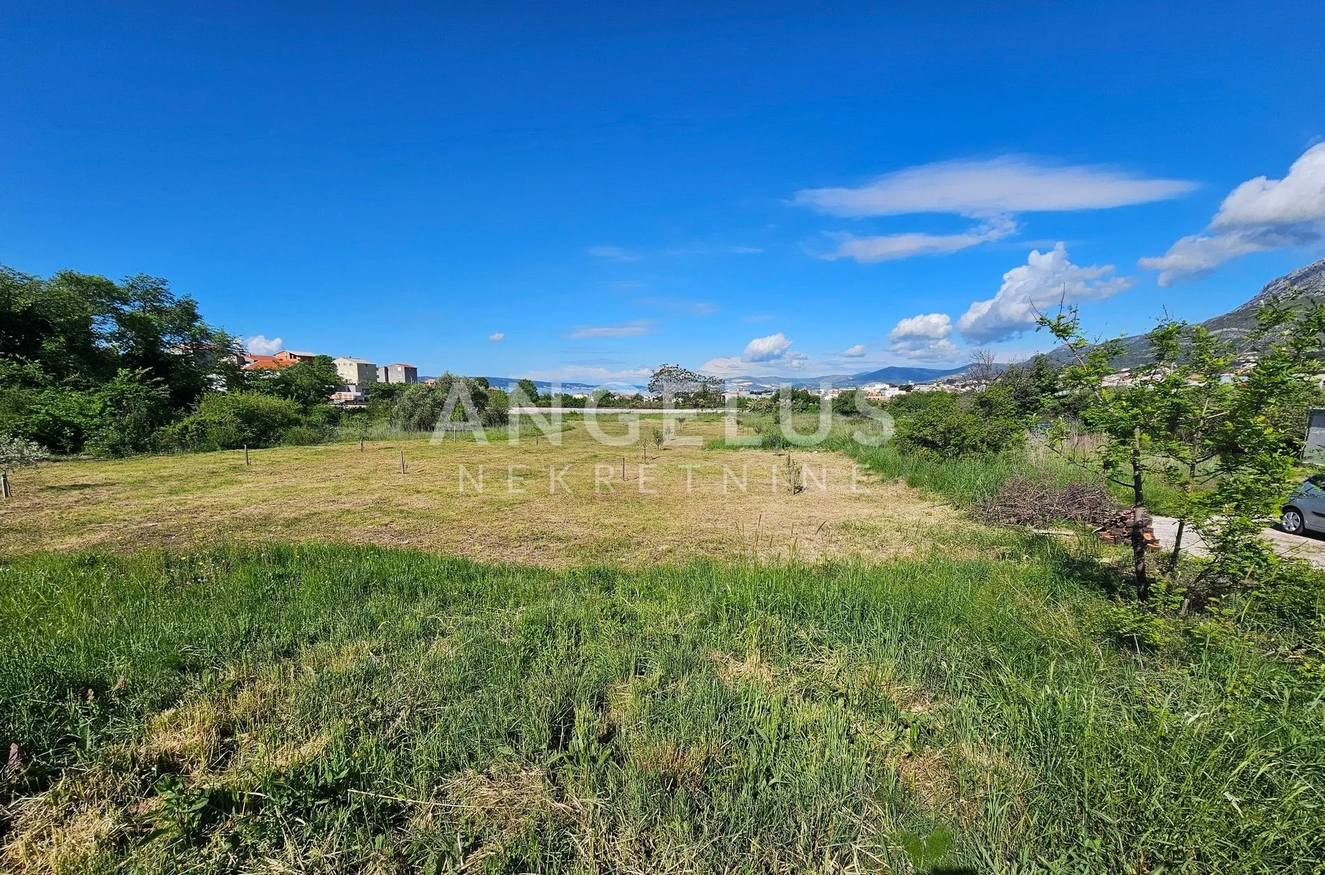 Kaštela - građ.zemljište mješovita namjena M7, 2800 m2 - Kaštel Sućurac, Kaštela