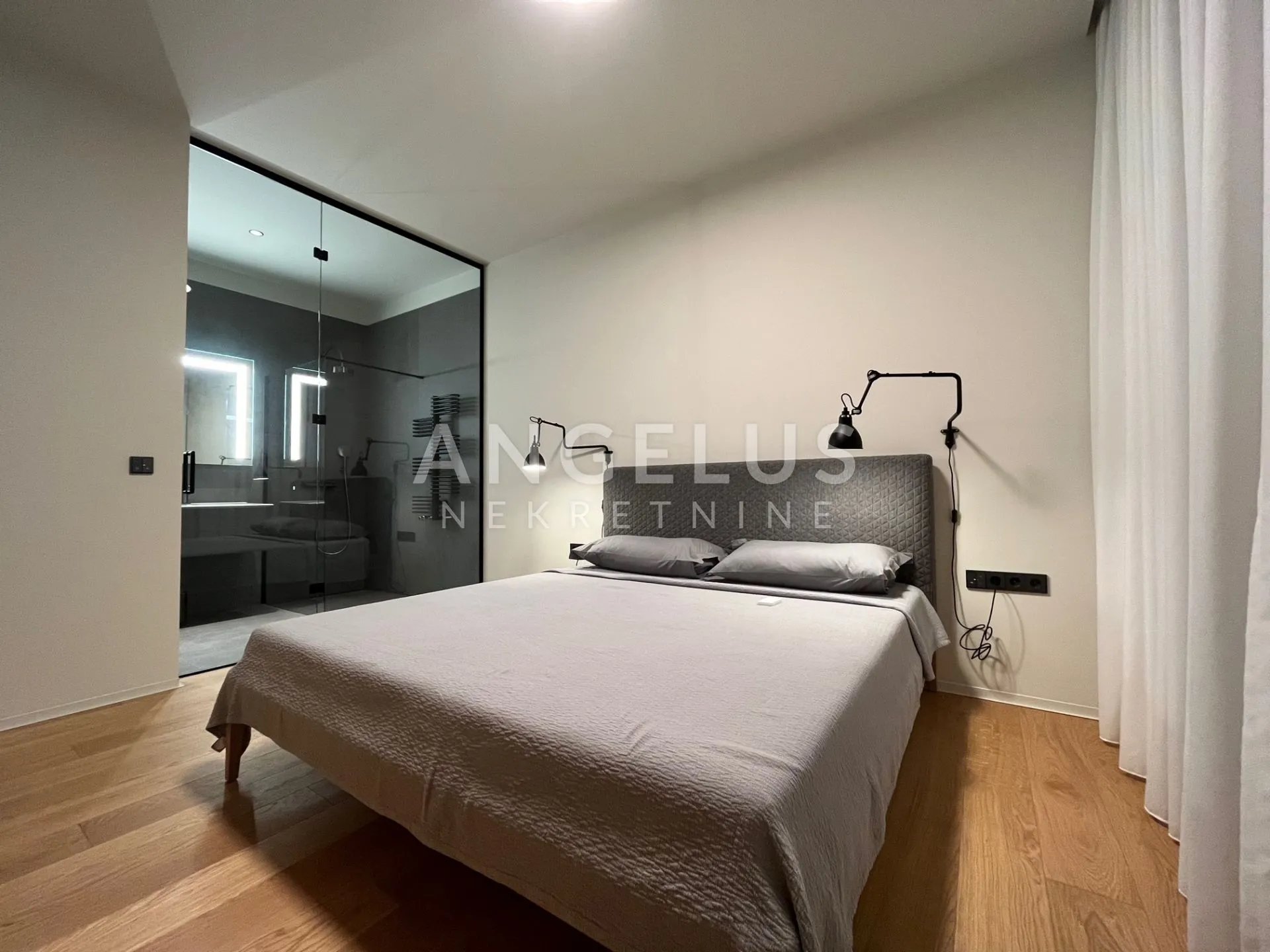 zagreb, centar - luksuzni stan 150m2 s lođom i duplom garažom - slika 10