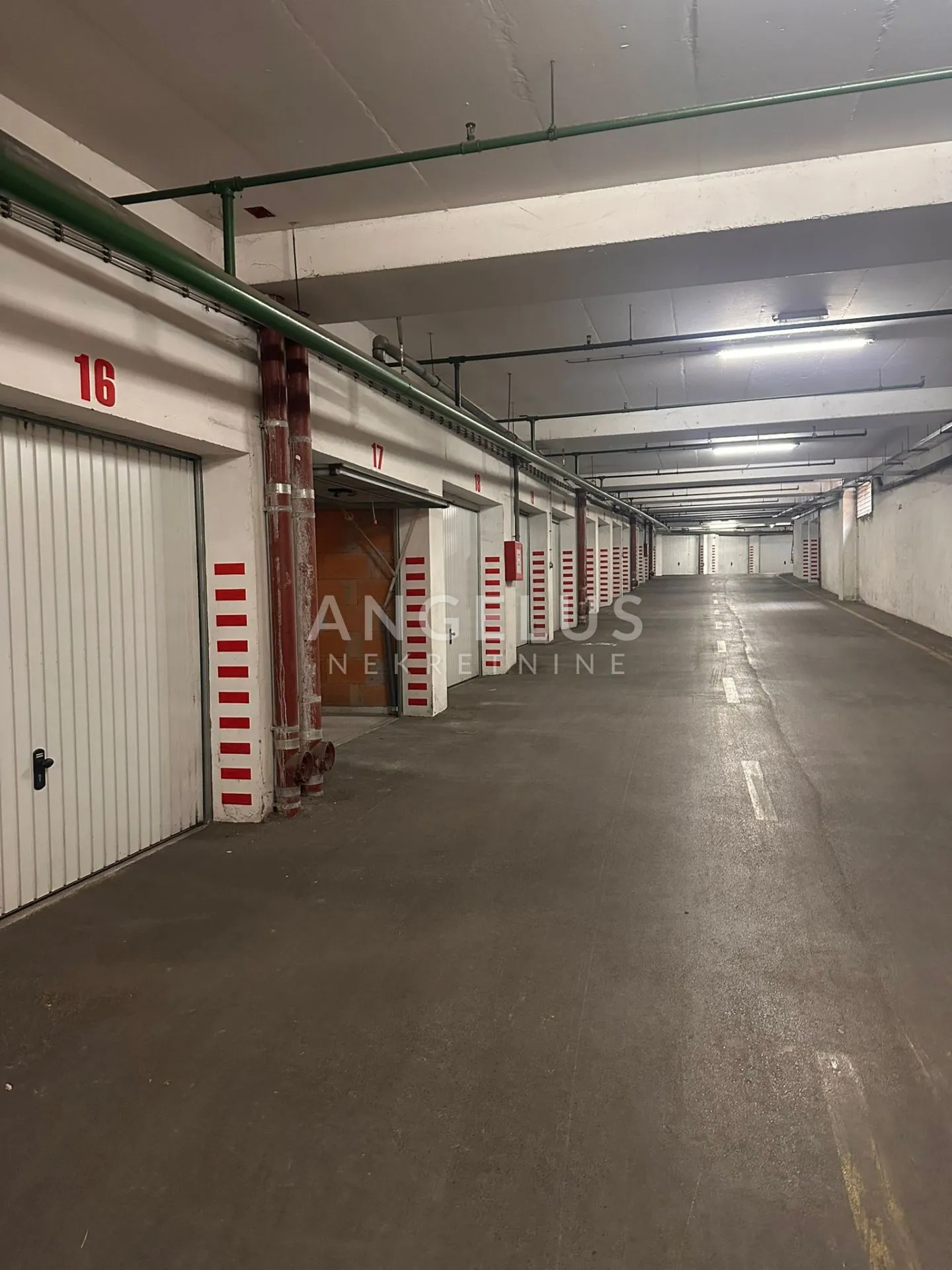 split, sukoišan - elegantan dvosoban stan s garažnin parkirnim mjestom, 80 m2, prodaja - slika 9