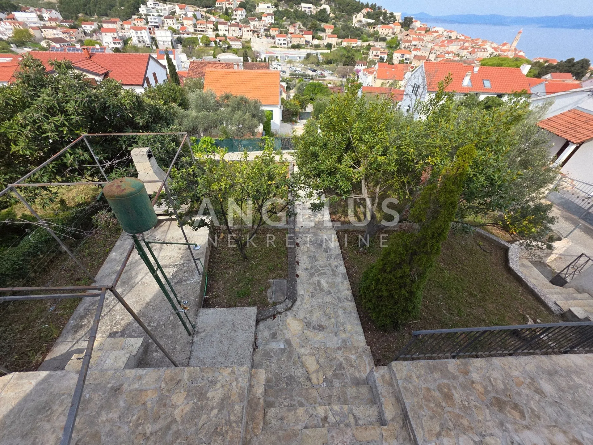 brač, sutivan - kuća sa otvorenim pogledom na more, prodaja - slika 15