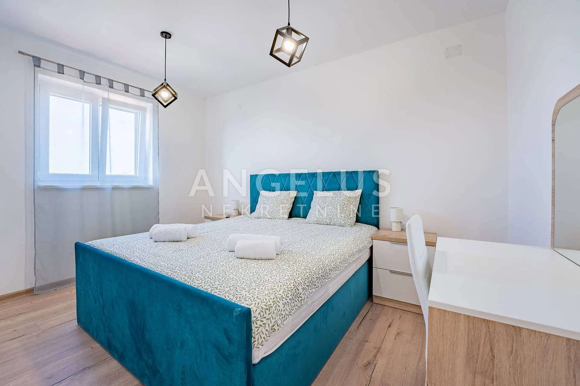 krk, dobrinj - luksuzna vila s bazenom 300m2 - slika 34