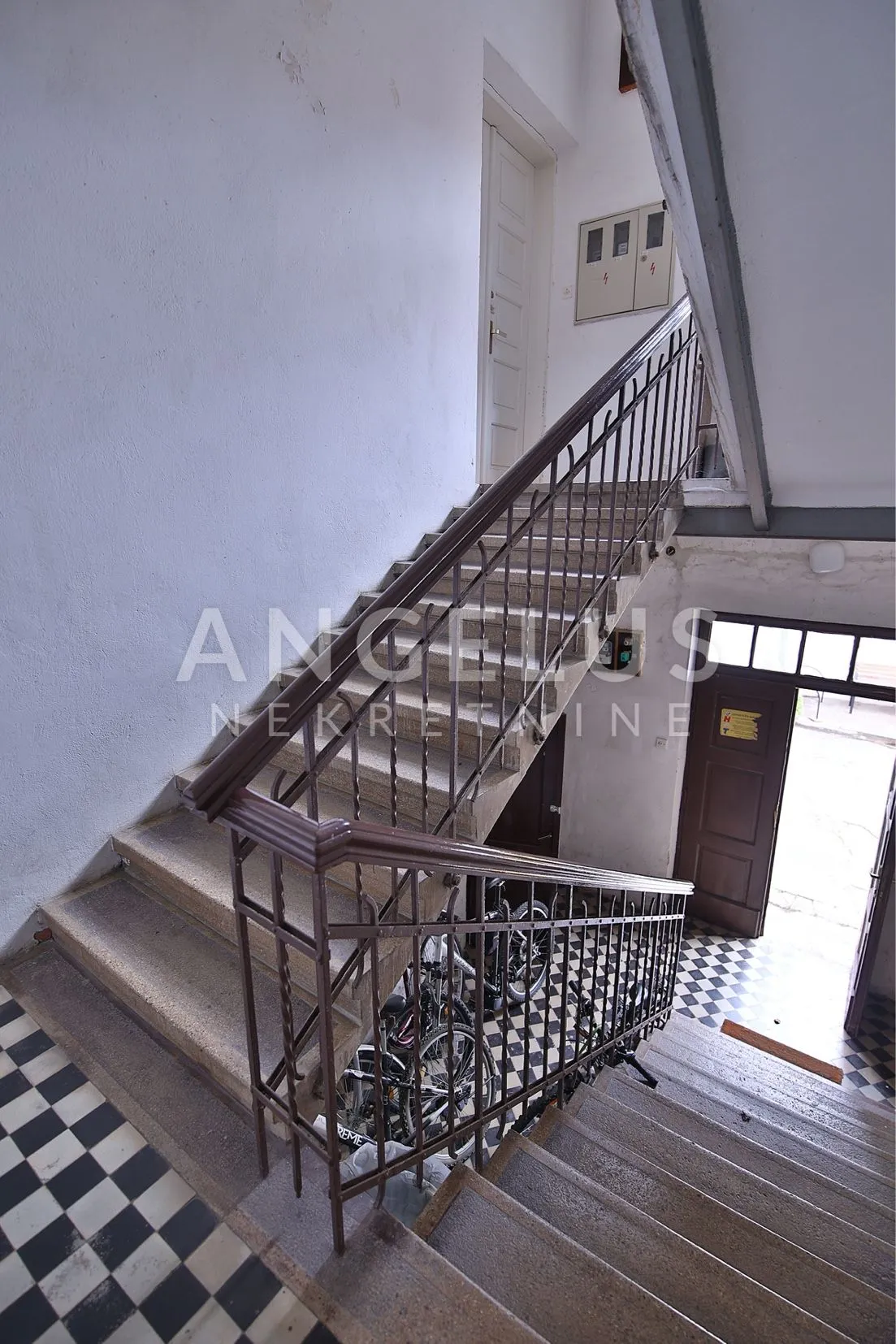 karlovac, centar - zvjezda, predivan salonski stan 260m2 na top lokaciji - slika 21