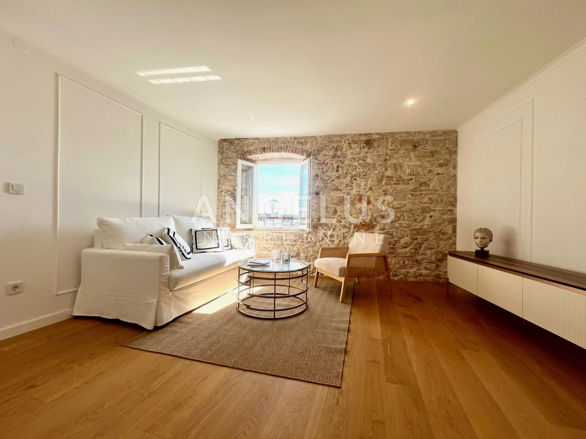 šibenik, centar - novoadaptiran stan s predivnim pogledom - slika 16