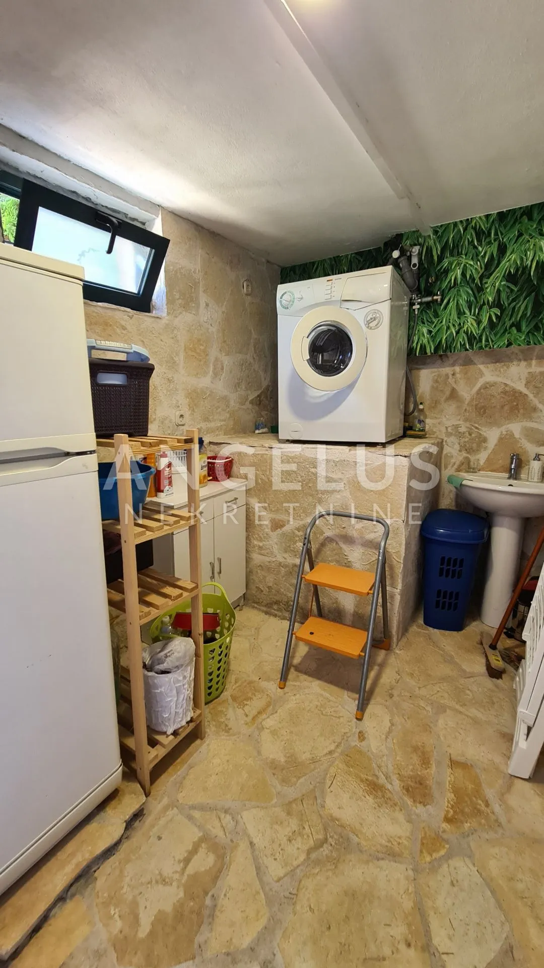 brač, supetar - predivna kuća blizu mora prodaja - slika 42