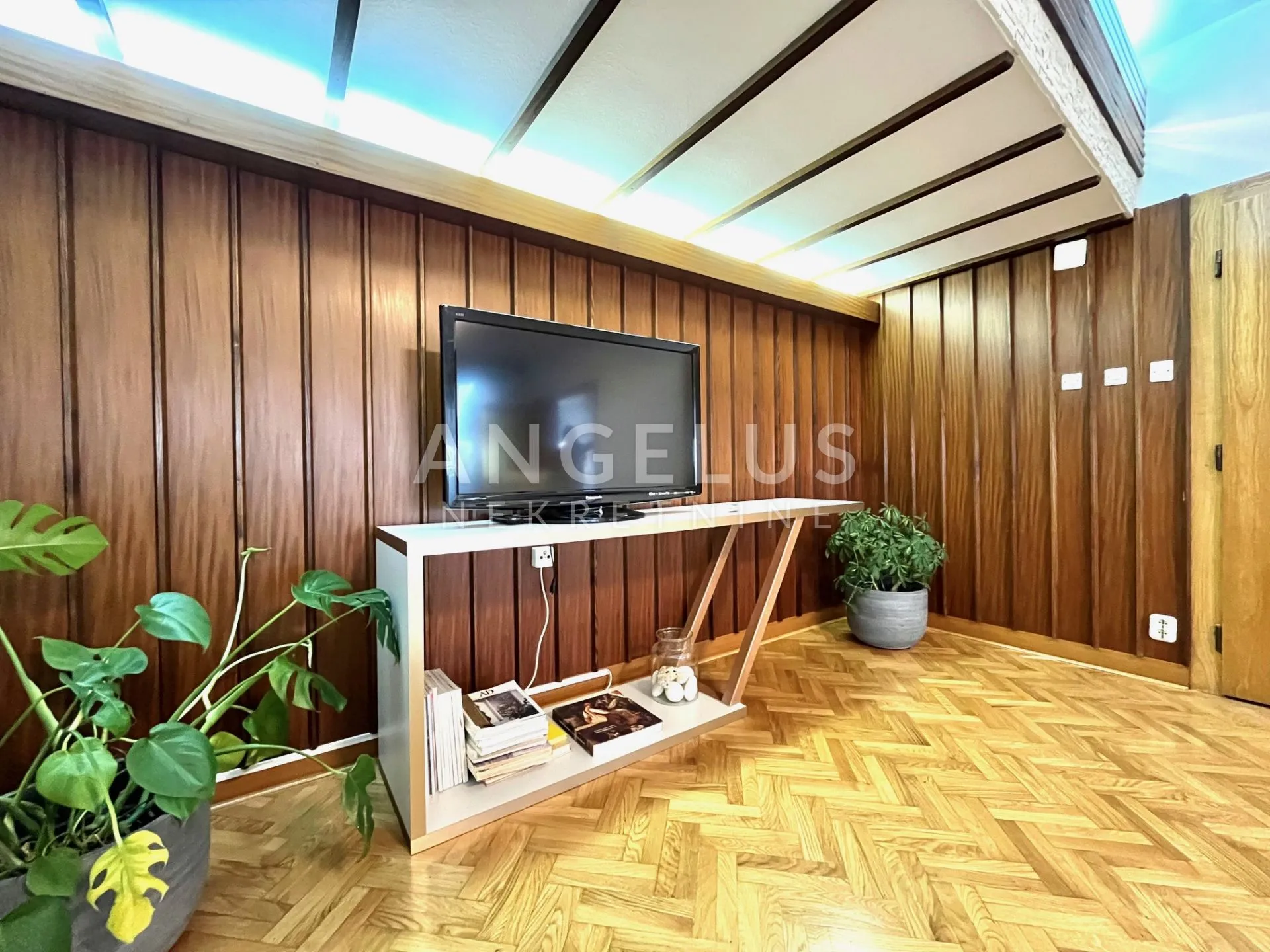 zagreb, pantovčak - šarmantni dvoetažni stan 190m2 s terasom - slika 10