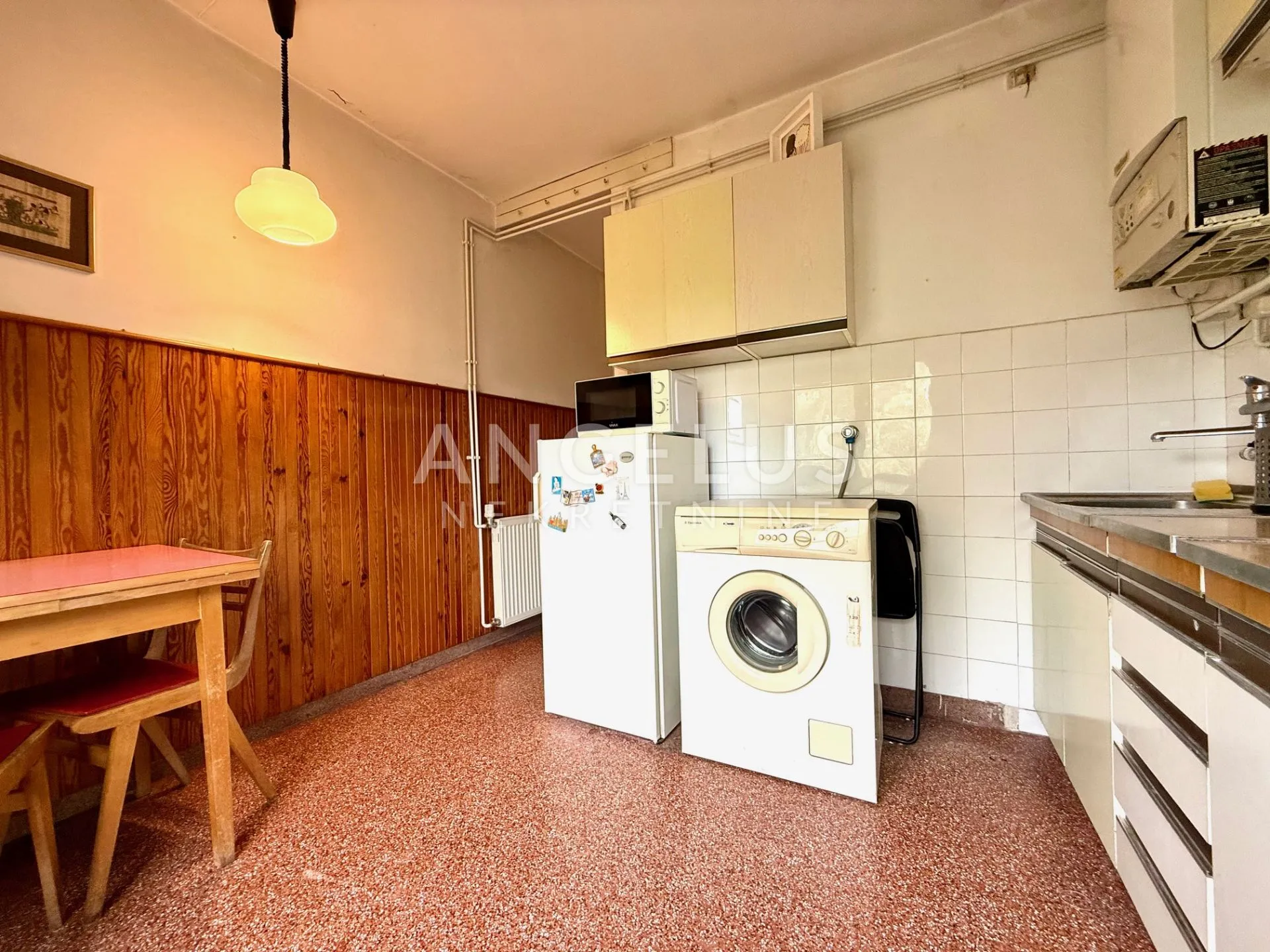 zagreb, trnsko - stan 50m2 s pogledom na zelenilo - slika 7