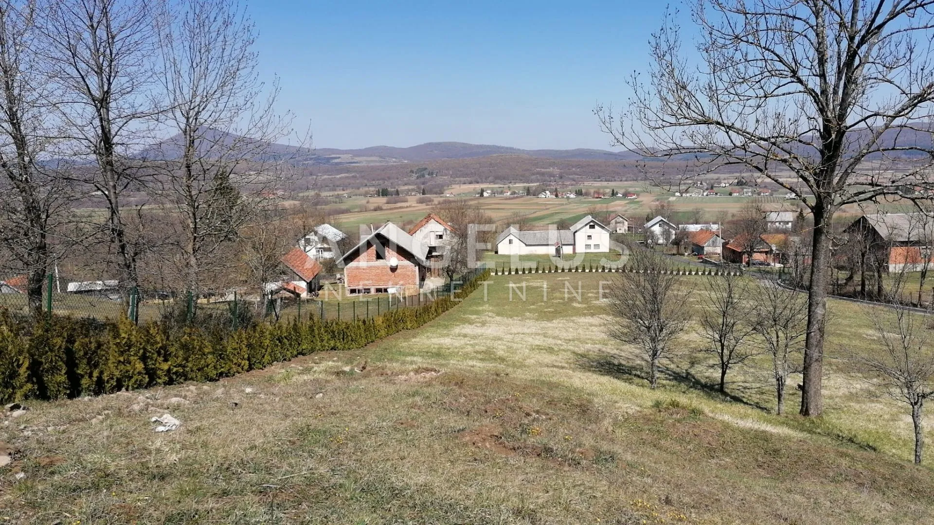 plaški - plaška glava 9800 m2 sa građevinskom dozvolom - slika 7