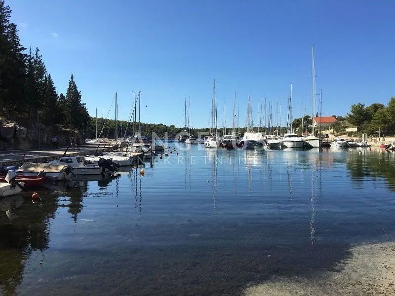 brač, milna/osibova-građ. zemljište t-zona, 4240 m2, prodaja - slika 2