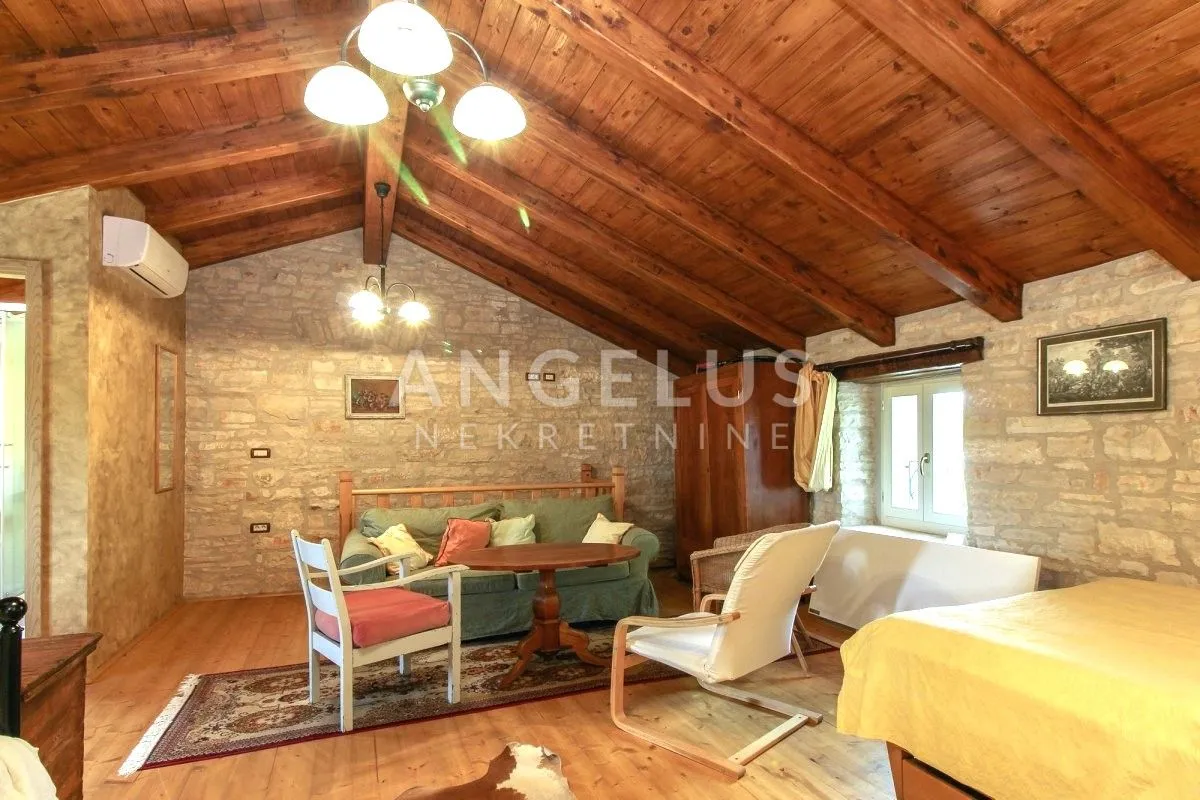 istra, svetvinčenat - dugoročni najam kamene kuće s bazenom, 136m2 - slika 27