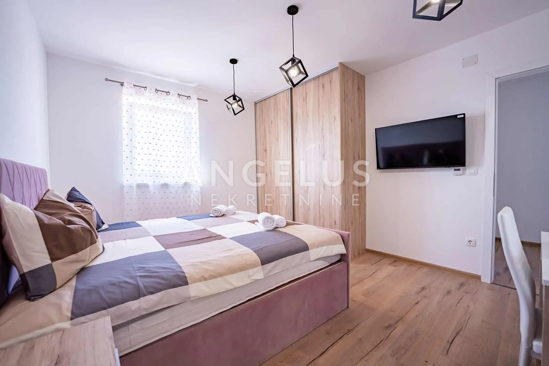 krk, dobrinj - vila s bazenom 185m2 - slika 20