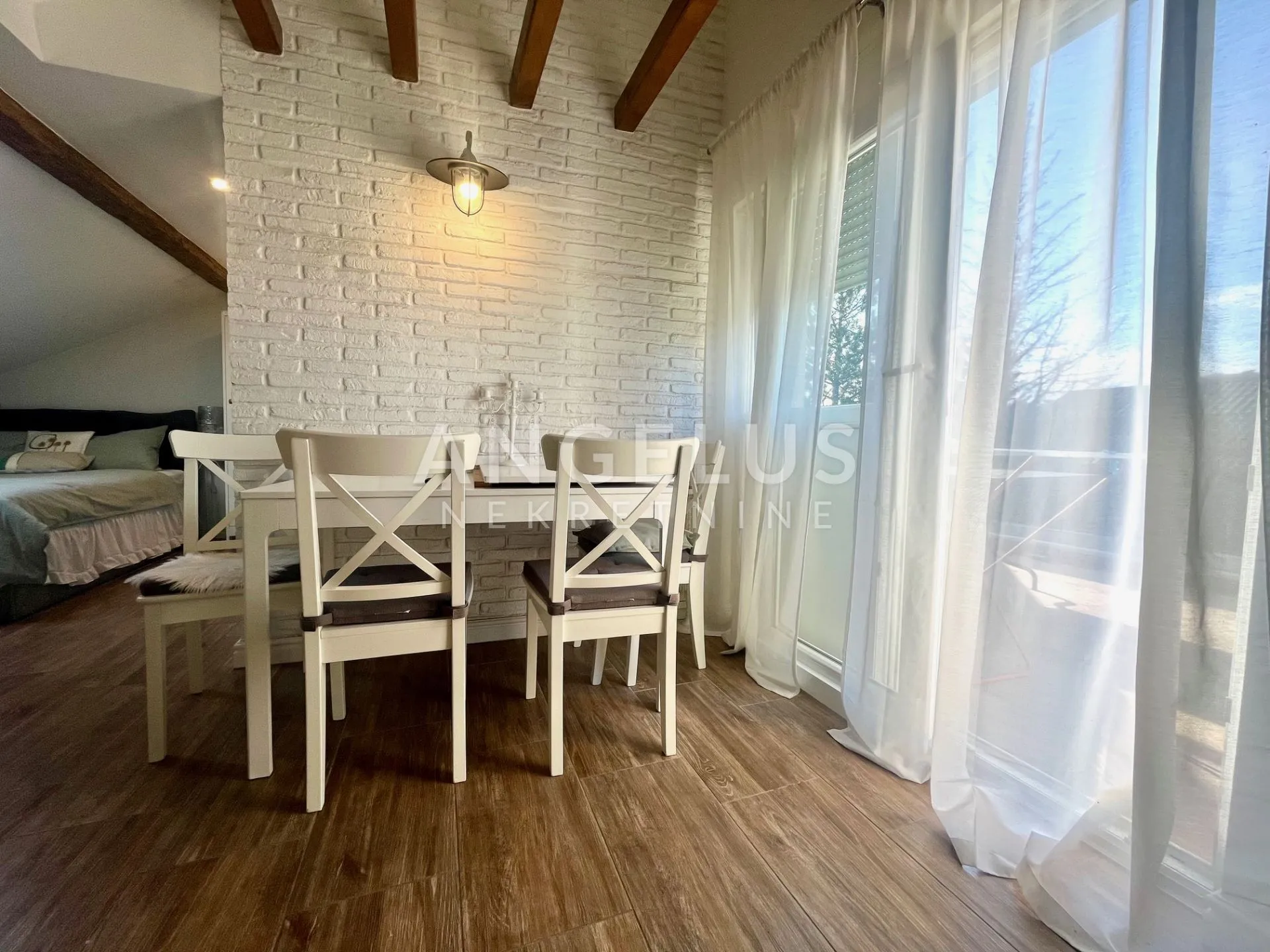 zagreb, gračani - moderna kuća 250m2 s bazenom - slika 29