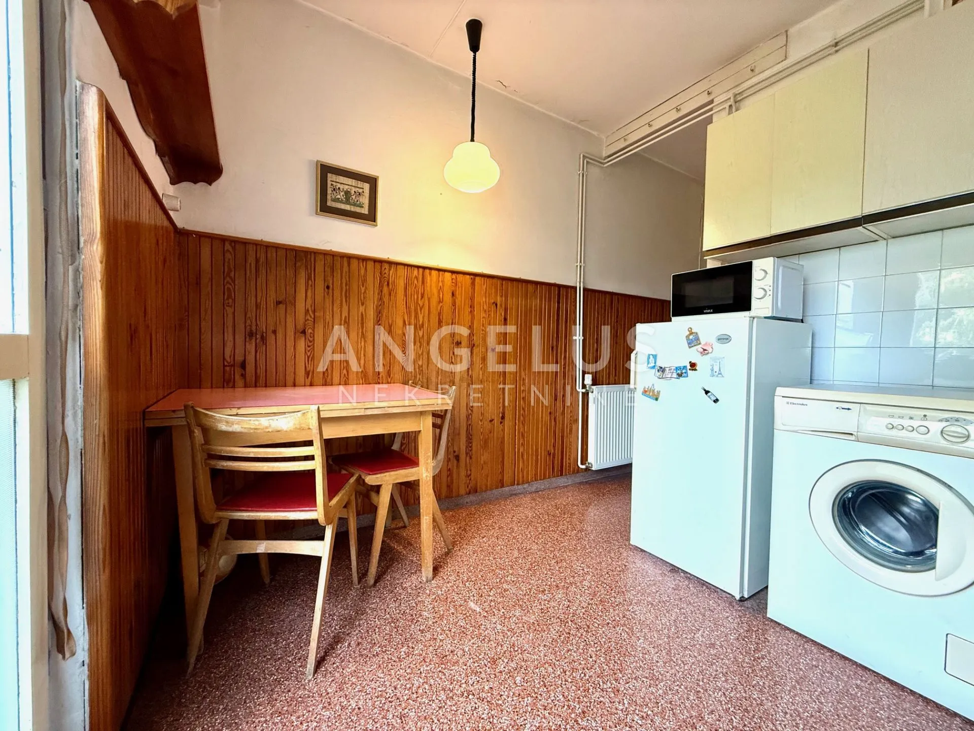 zagreb, trnsko - stan 50m2 s pogledom na zelenilo - slika 8