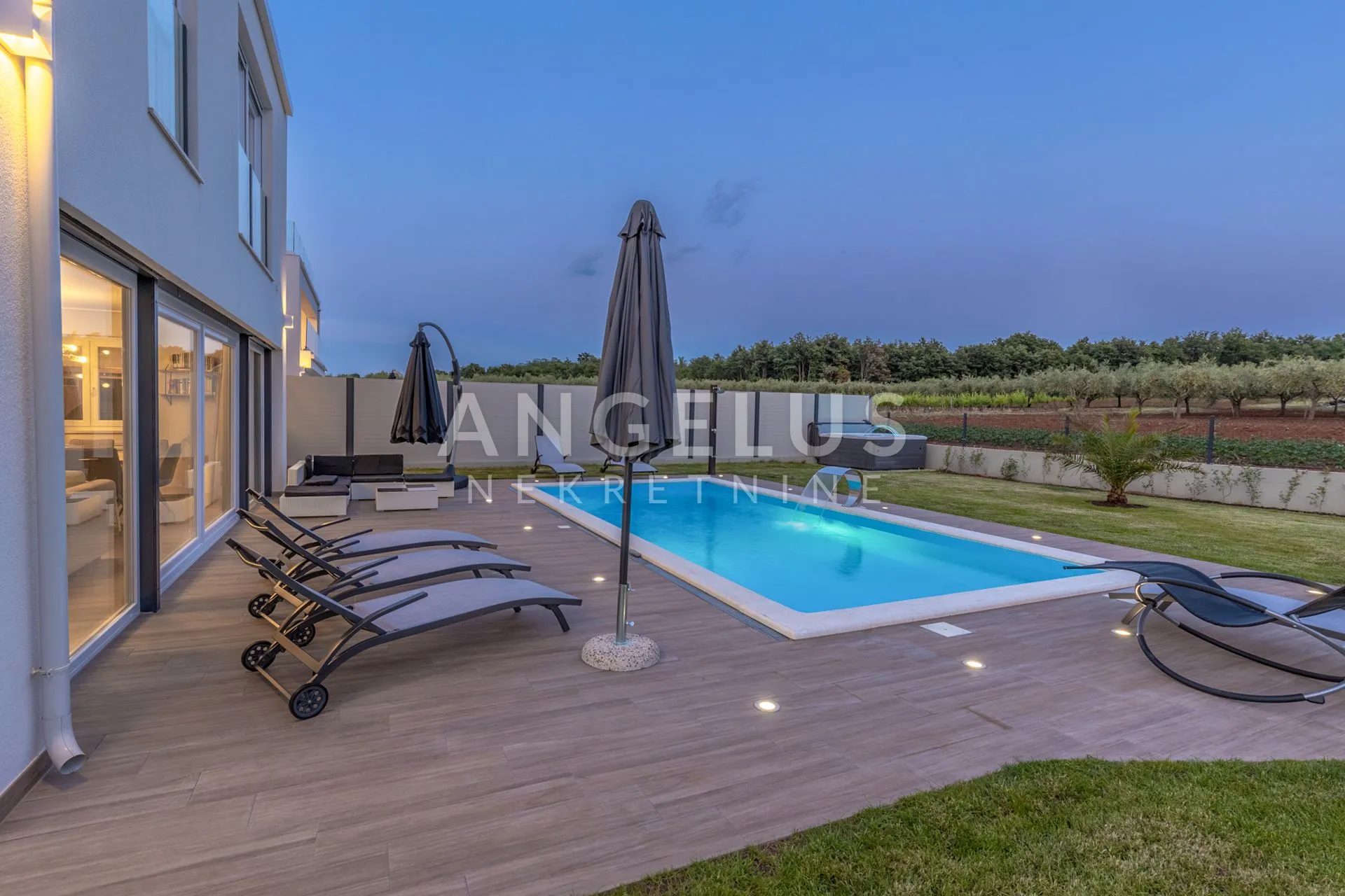 istra, poreč - prodaje se villa sa bazenom - slika 45