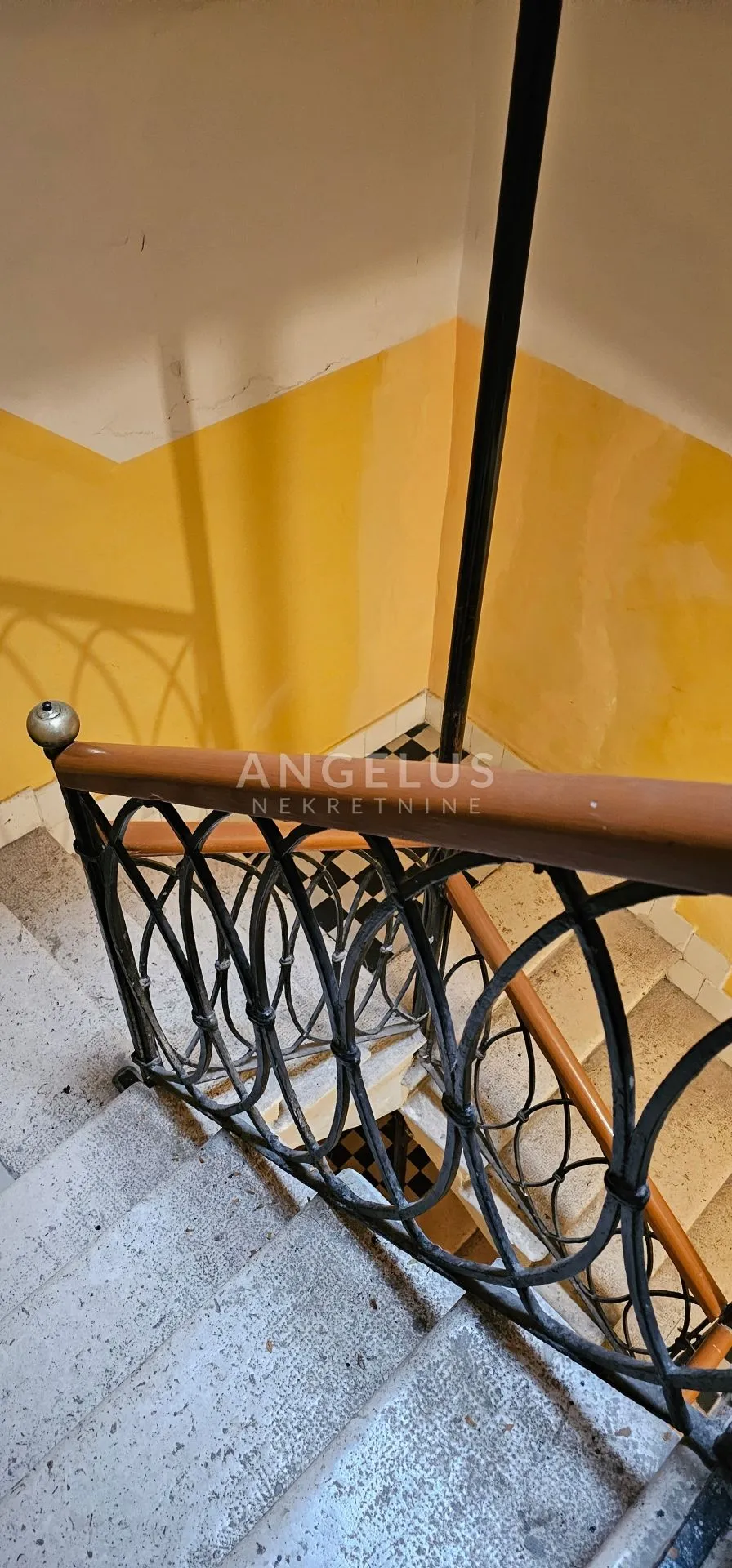 split, centar - prestižan dvosoban stan u povijesnoj jezgri splita, prodaja - slika 28