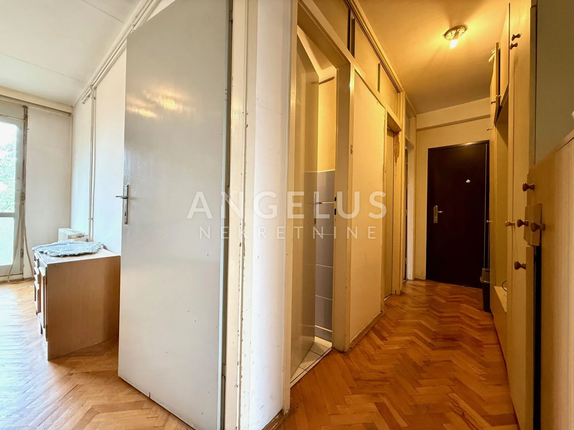 zagreb, trnsko - stan 50m2 s pogledom na zelenilo - slika 16