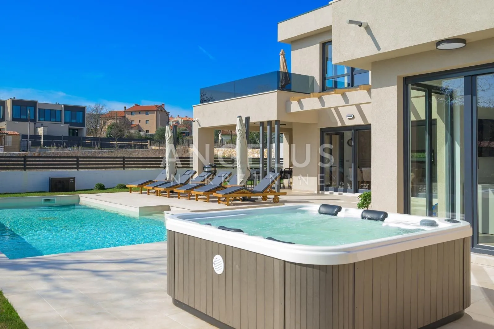istra, rovinj - moderna vila s bazenom, 210m2, dugoročno! - slika 3