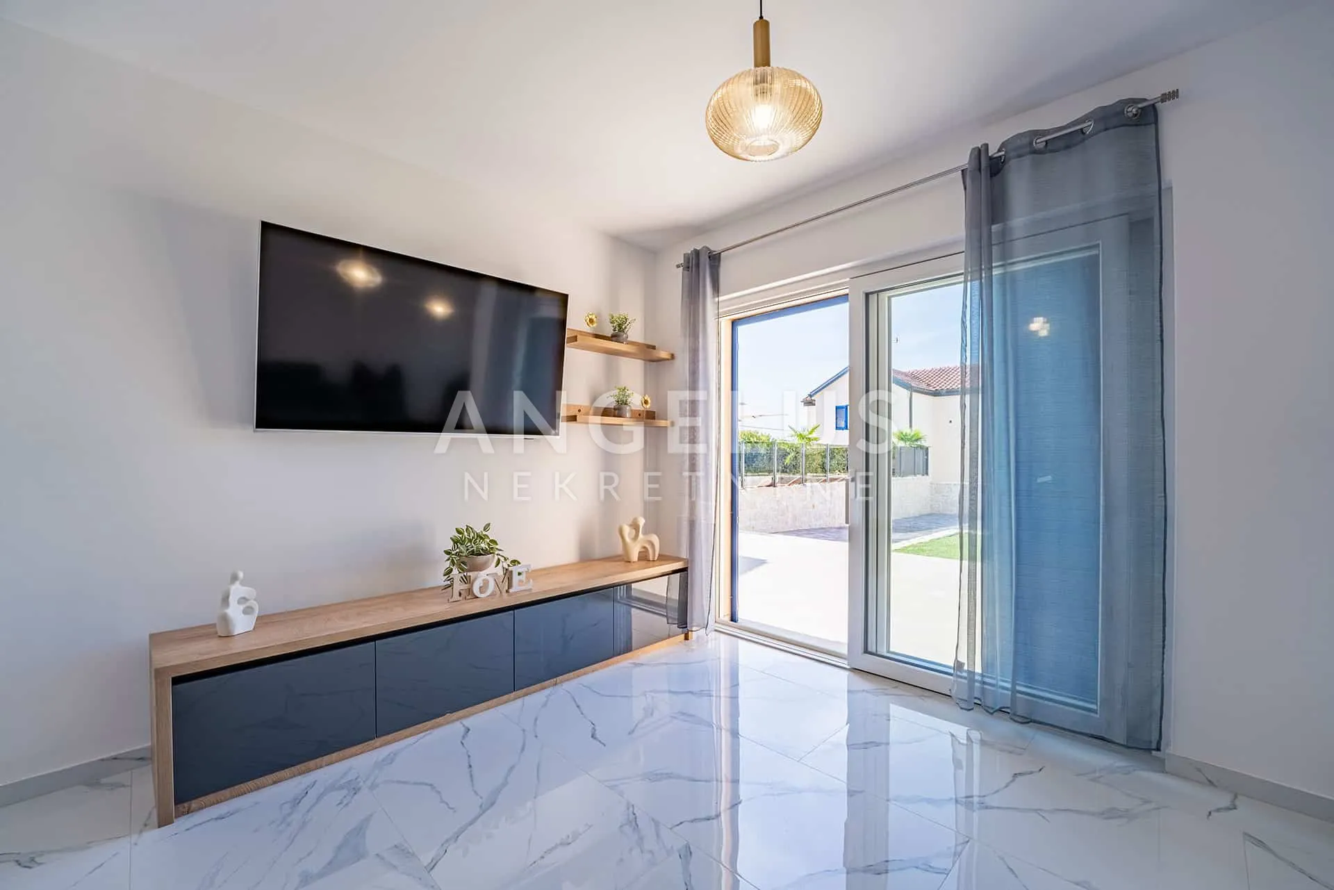 krk, dobrinj - luksuzna vila s bazenom 300m2 - slika 14