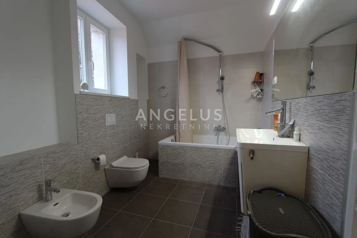 zagreb, gornji grad- predivni stan s pogledom na grad, 150 m2 - slika 22