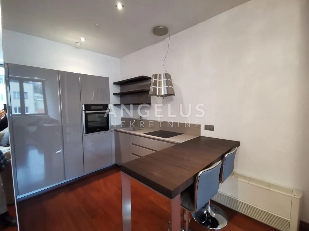 zagreb, centar - luksuzni stan 90m2 moderno opremljen - slika 6