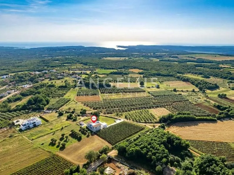 Istra, Višnjan - Vila 402m2 s pogledom na more - Bokići, Višnjan
