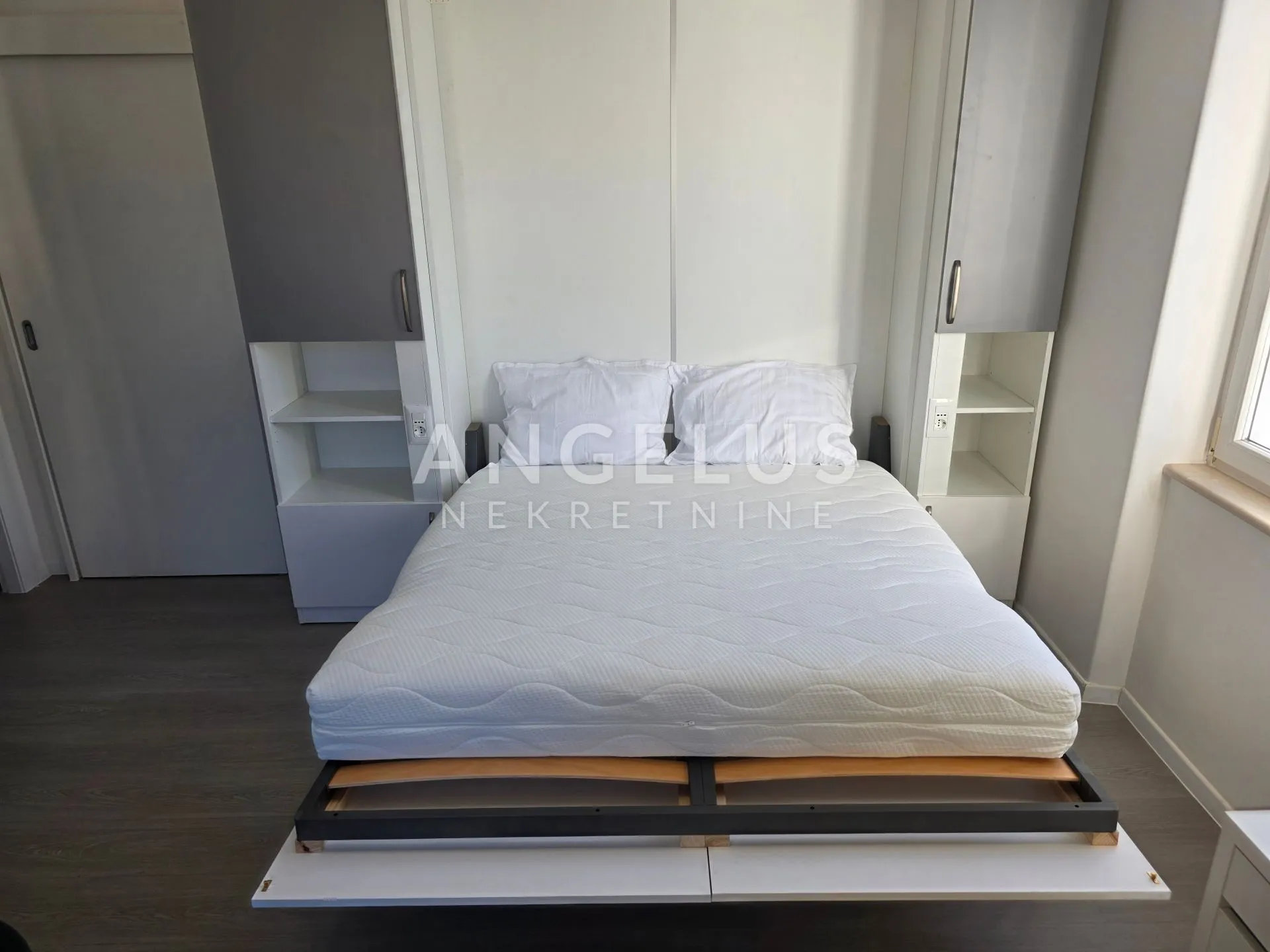 split, bačvice - novouređen stan za najam od 01.10.2026 - slika 15