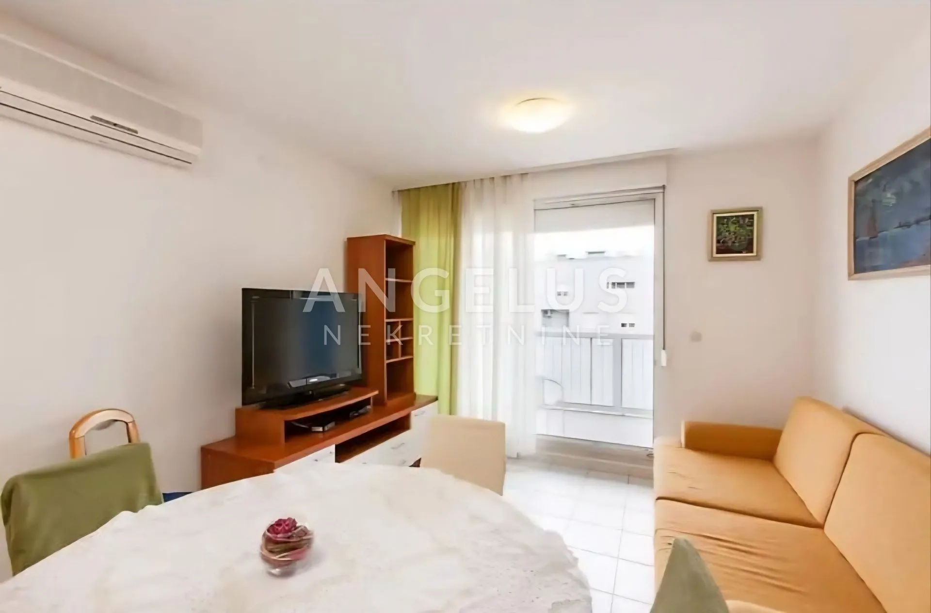 split, žnjan - trosoban stan blizu mora prodaja - slika 4