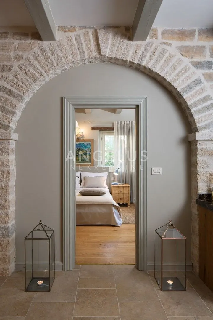 istra - luksuzna vila sa bazenom u atraktivnom okruženju, 359 m2 - slika 16