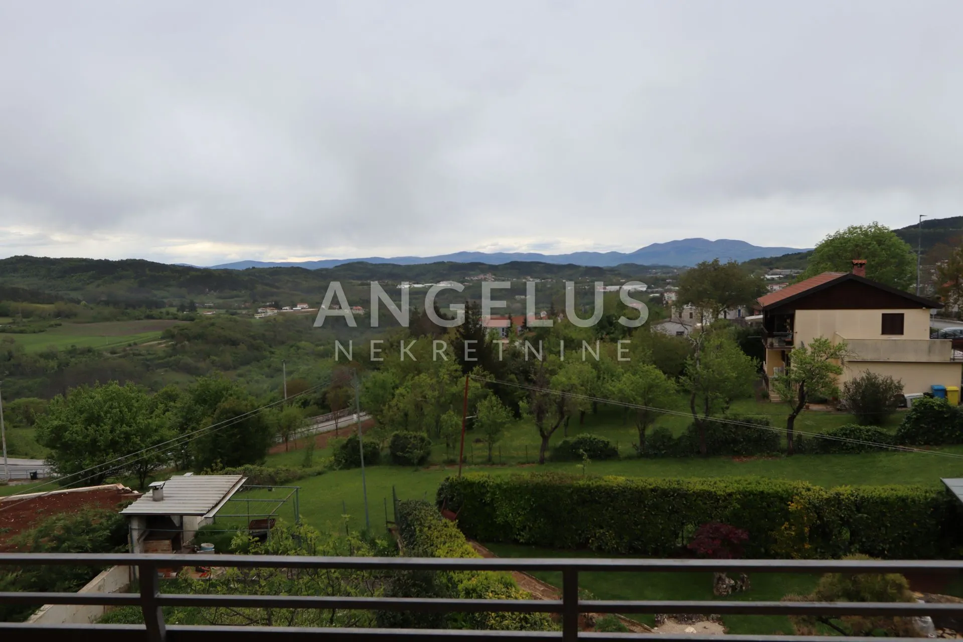 istra, pazin - dvojna kuća sa predivnim pogledom, 208m2, prodaja! - slika 21