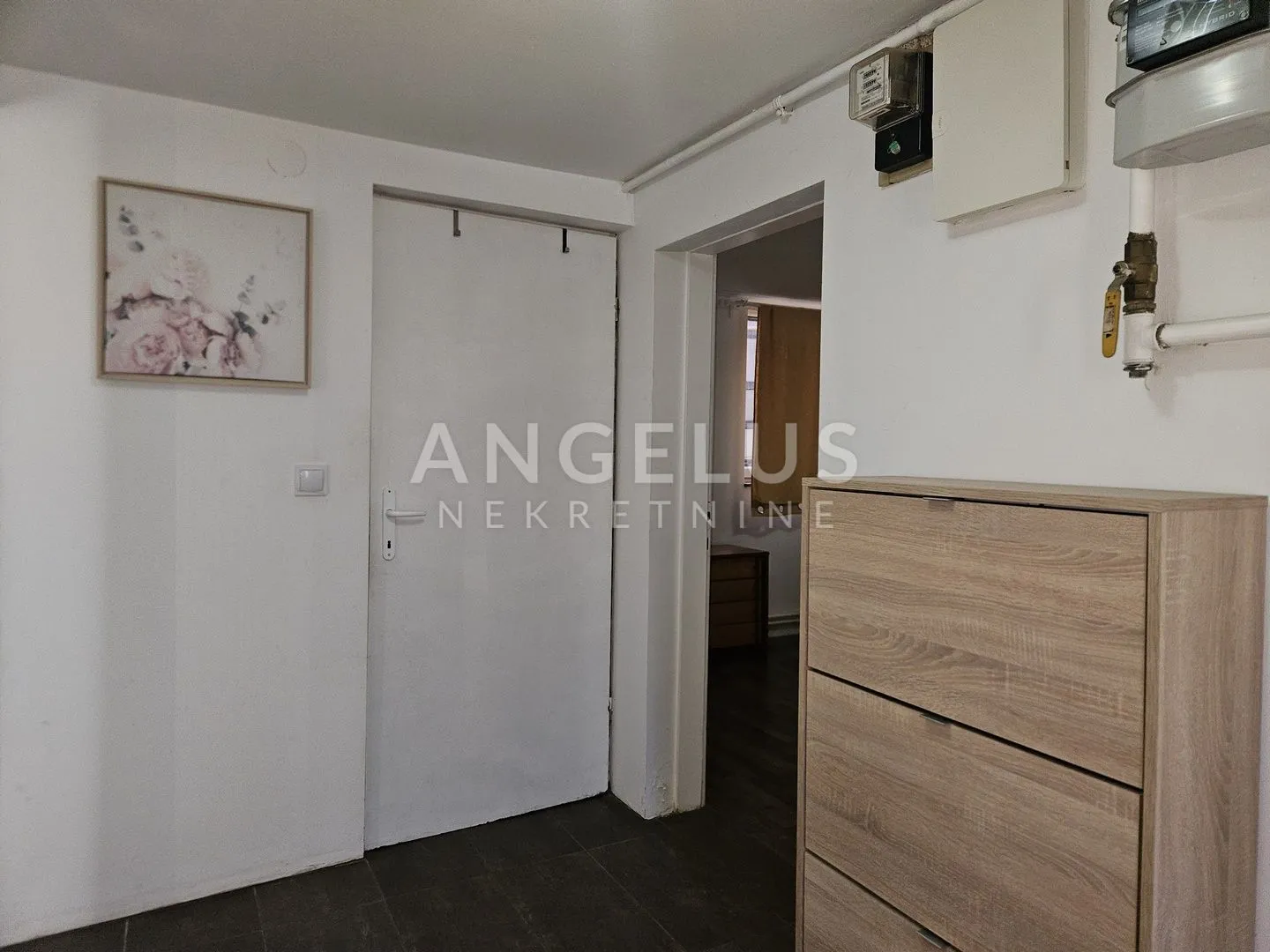 zagreb - kustošija kuća 65 m2 sa garažom - slika 9