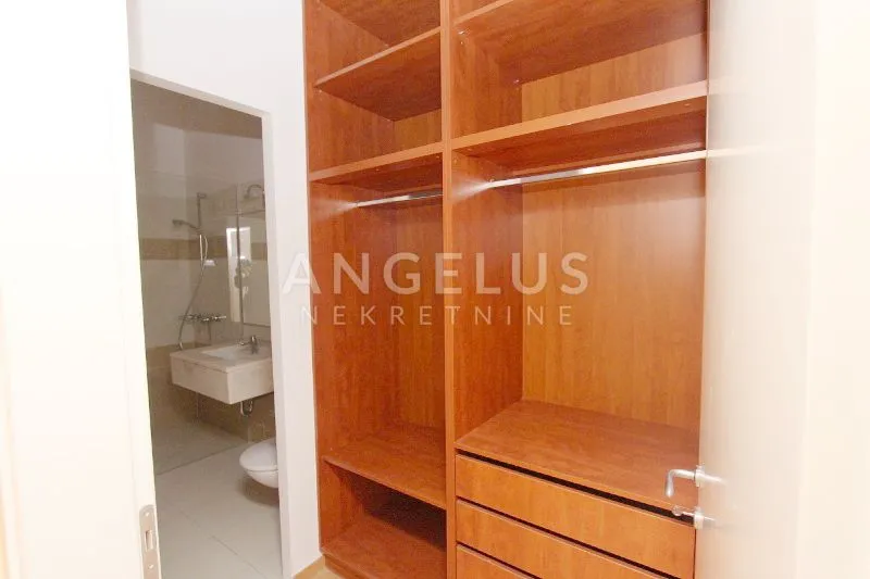 zagreb (prekrižje) stan za najam, 200m2 - slika 47