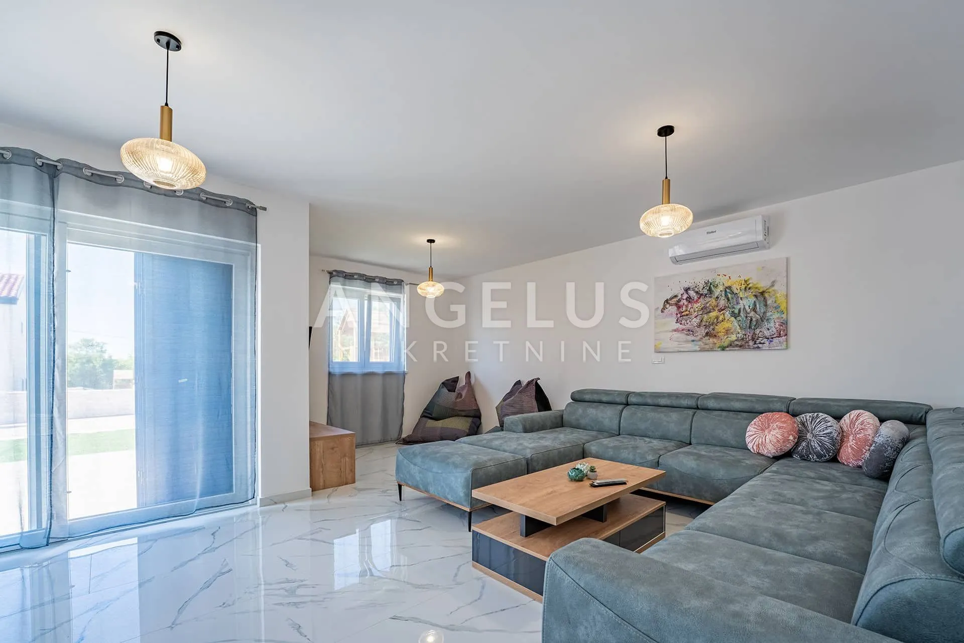 krk, dobrinj - luksuzna vila s bazenom 300m2 - slika 18