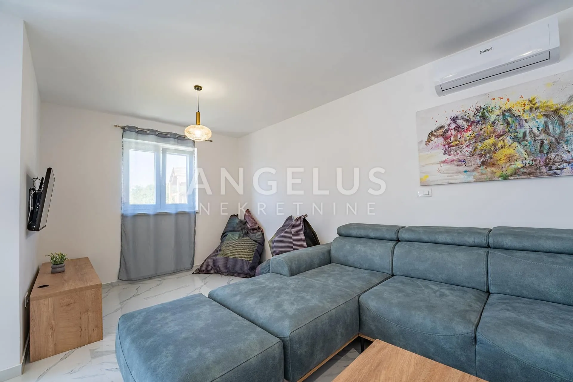 krk, dobrinj - luksuzna vila s bazenom 300m2 - slika 16