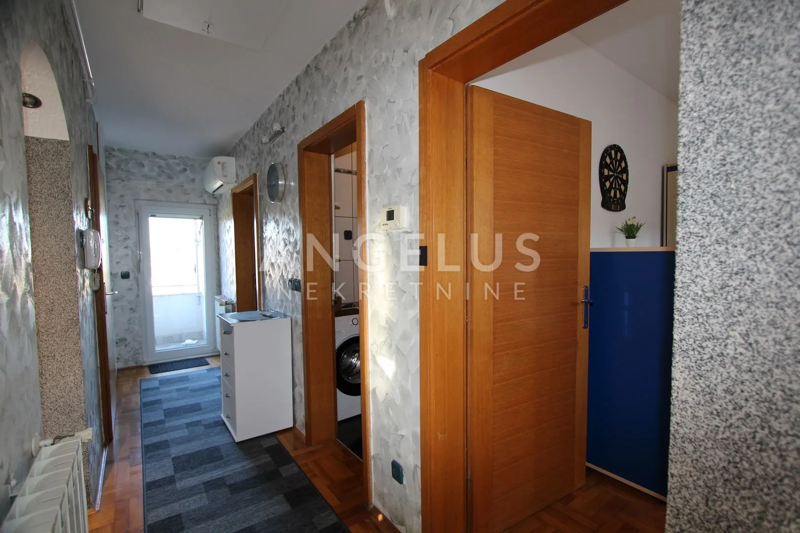 zagreb - dugave lijep trosoban stan 54 m2 - slika 16