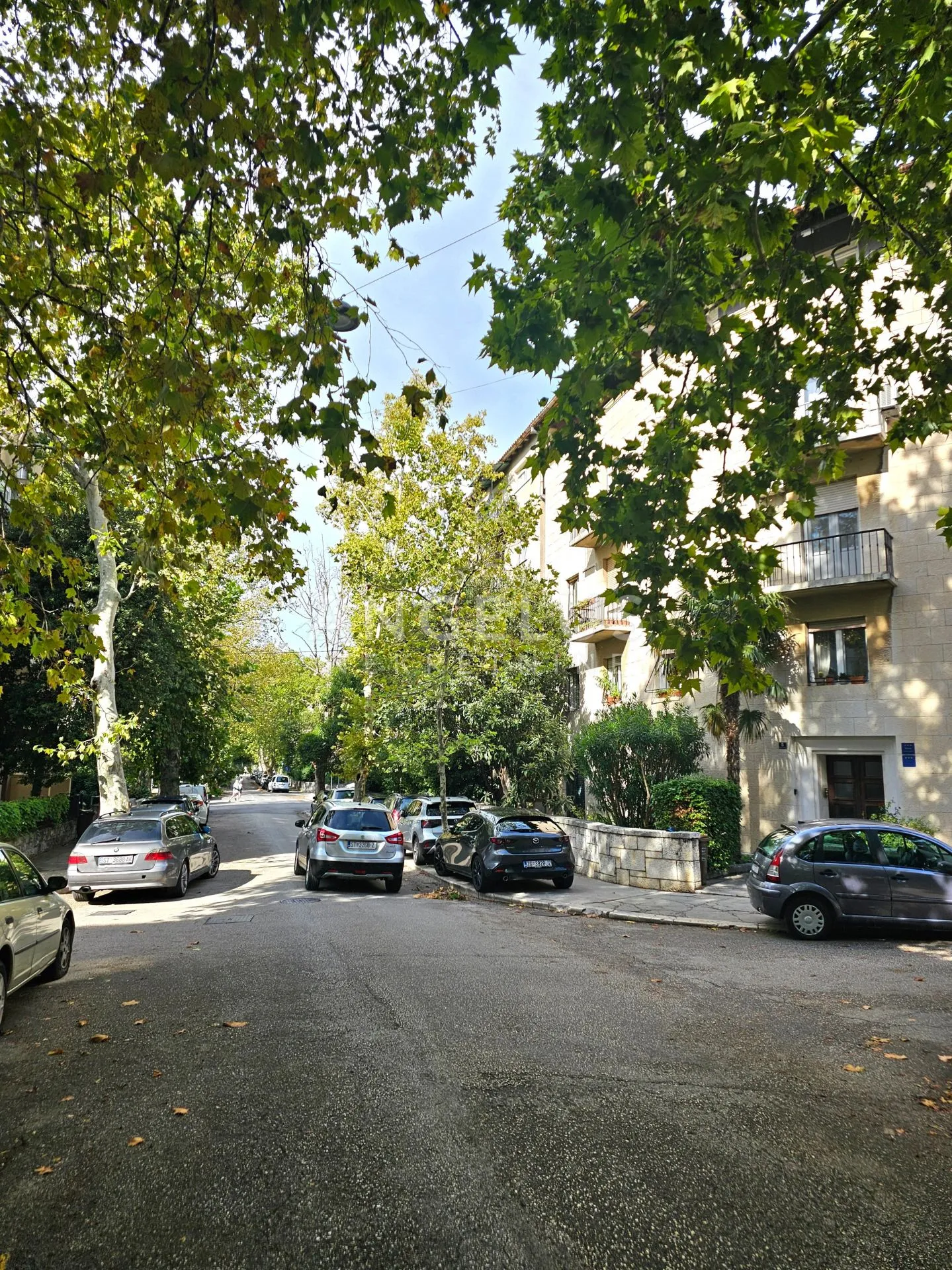 split, bačvice - retro stan kratkoročan najam - slika 22