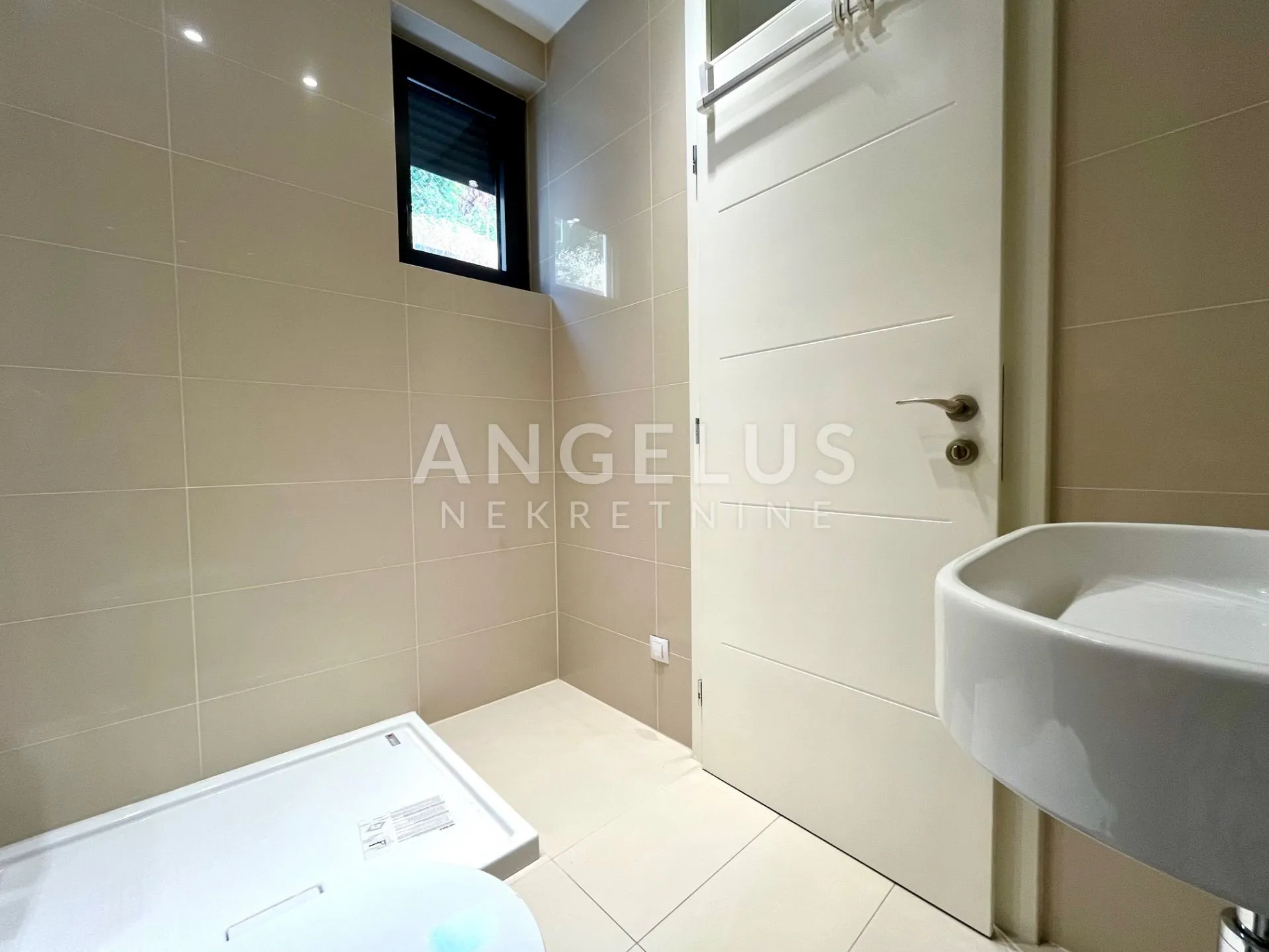 zagreb, vrhovec - moderan stan 83m2 s gpm i garsonjerom 40m2 - slika 10