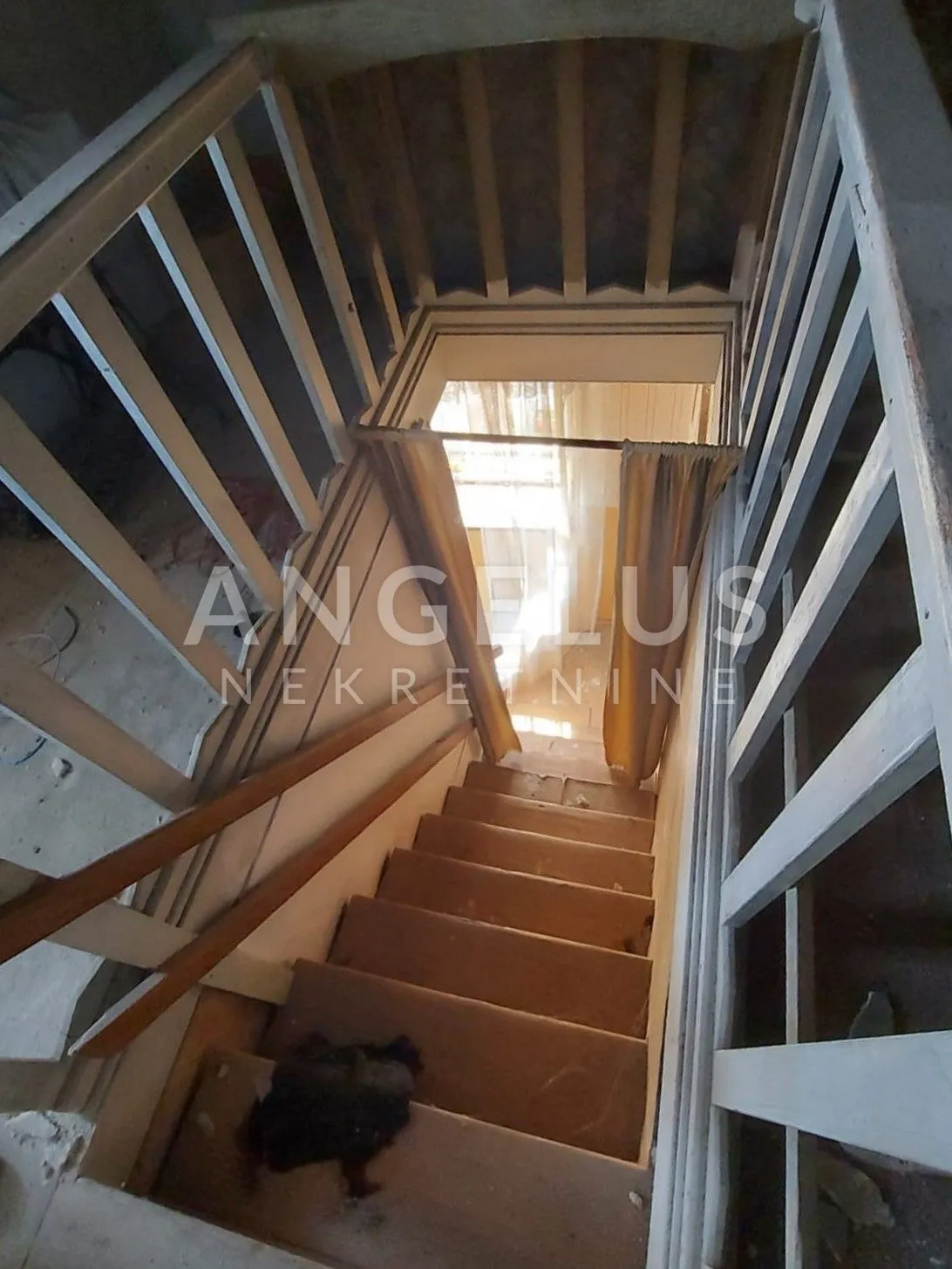trogir - stara kamena kuća uz more za renovaciju - slika 6