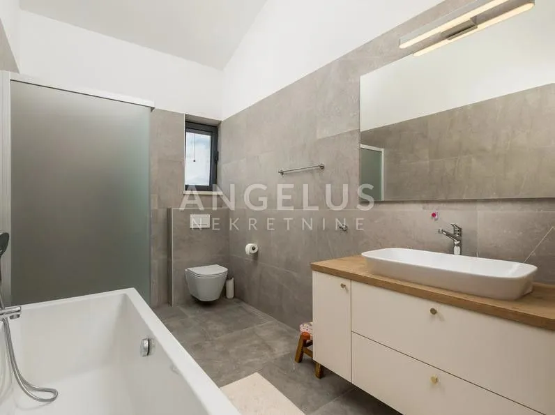 istra, višnjan - vila 402m2 s pogledom na more - slika 22