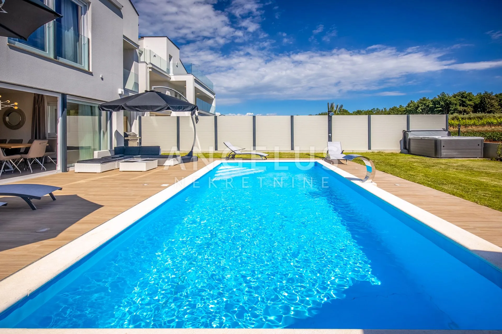 istra, poreč - prodaje se villa sa bazenom - slika 46