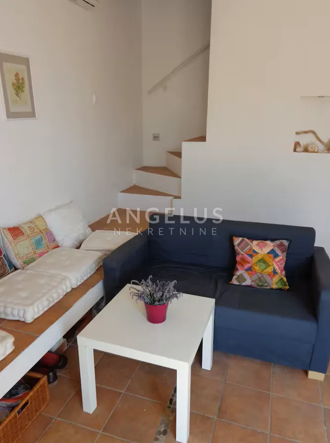 istra, ližnjan - stan dvorištem i terasom, pogled na more, 70m2 - slika 4