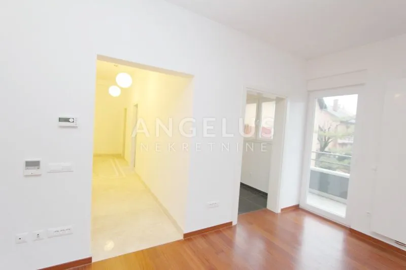 zagreb (prekrižje) stan za najam, 200m2 - slika 11
