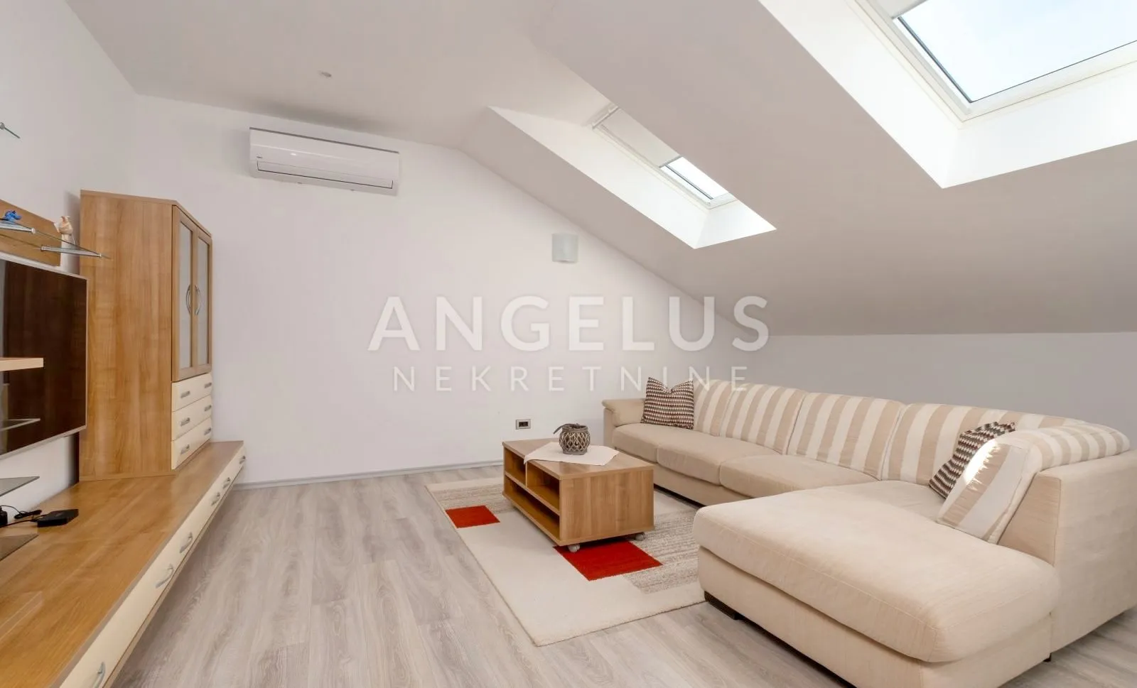 pelješac, lovište – prostrani stan prvi red do mora, 143 m² s parkingom – prodaja - slika 8