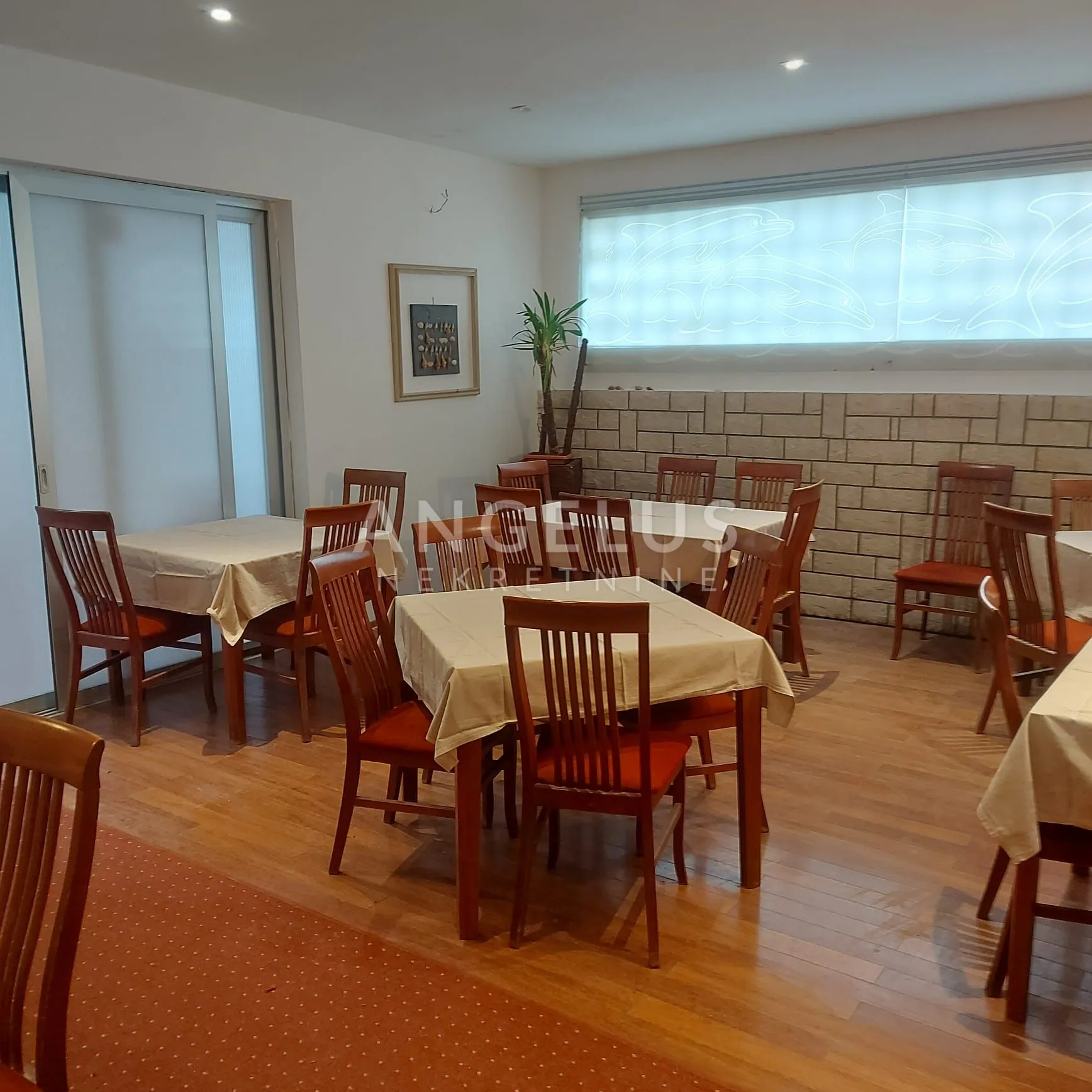zagreb, trnje - restoran 170 m2, natkrivena terasa - slika 3