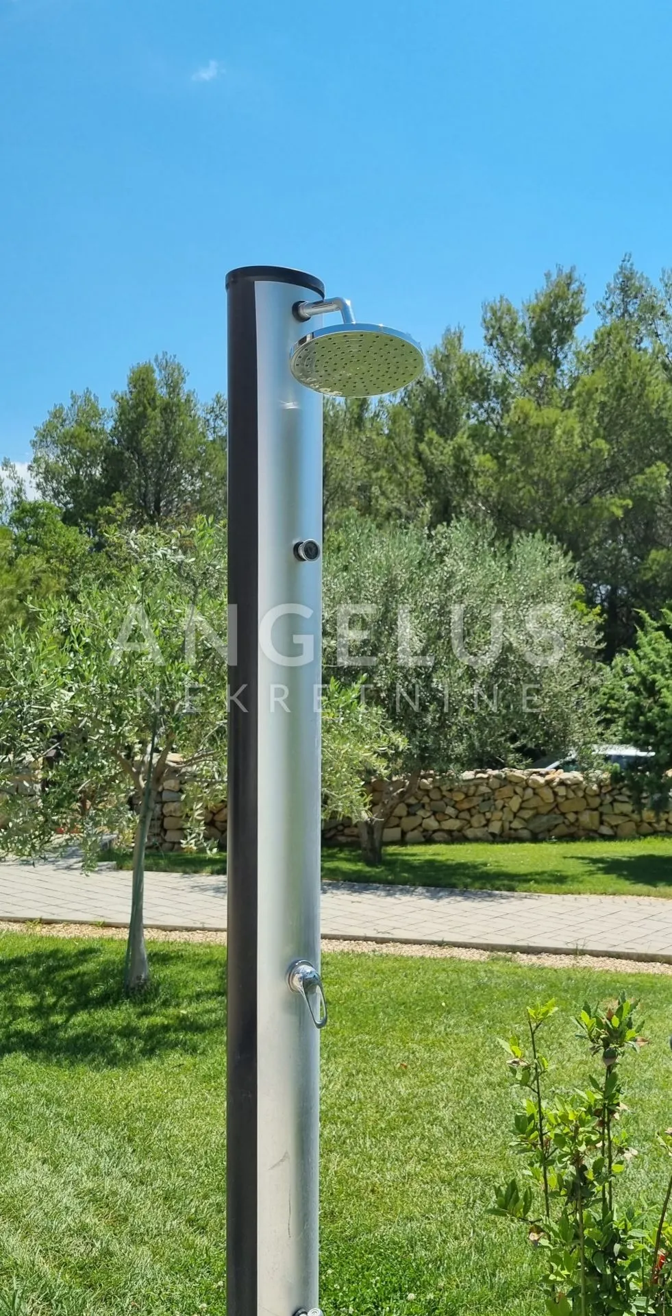 šibenik - moderna vila sa bazenom i okućnicom - slika 32