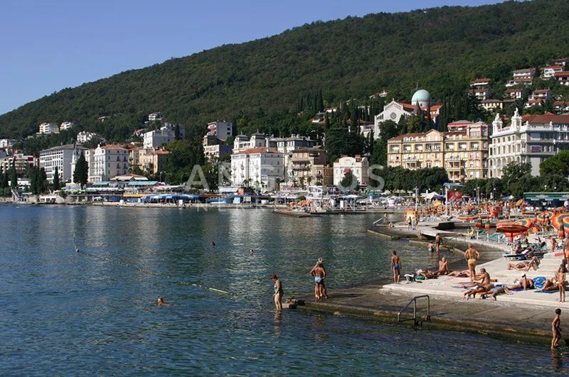 kvarner, opatija - novoizgrađena vila, prvi red do mora - slika 38