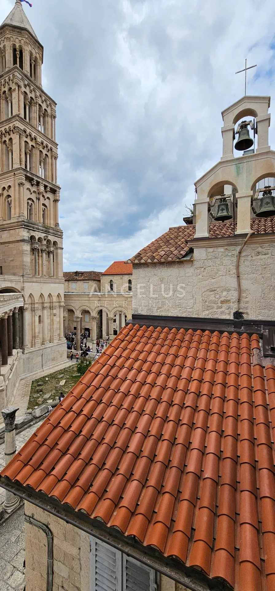 split, centar - prestižan dvosoban stan u povijesnoj jezgri splita, prodaja - slika 21