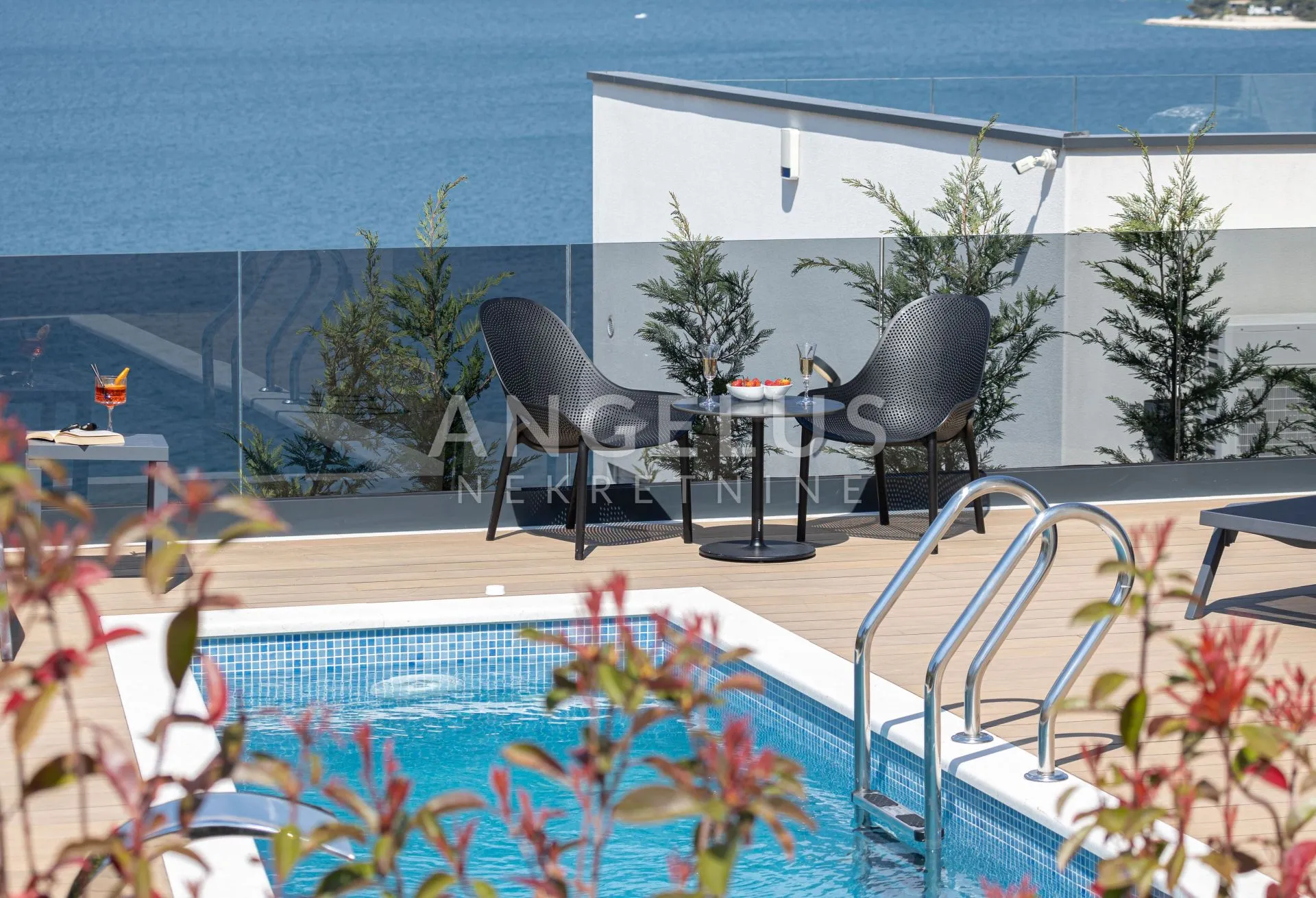 trogir, čiovo - moderna vila u nizu, sa bazenom i prekrasnim pogledom na more, 282 m2 - slika 2