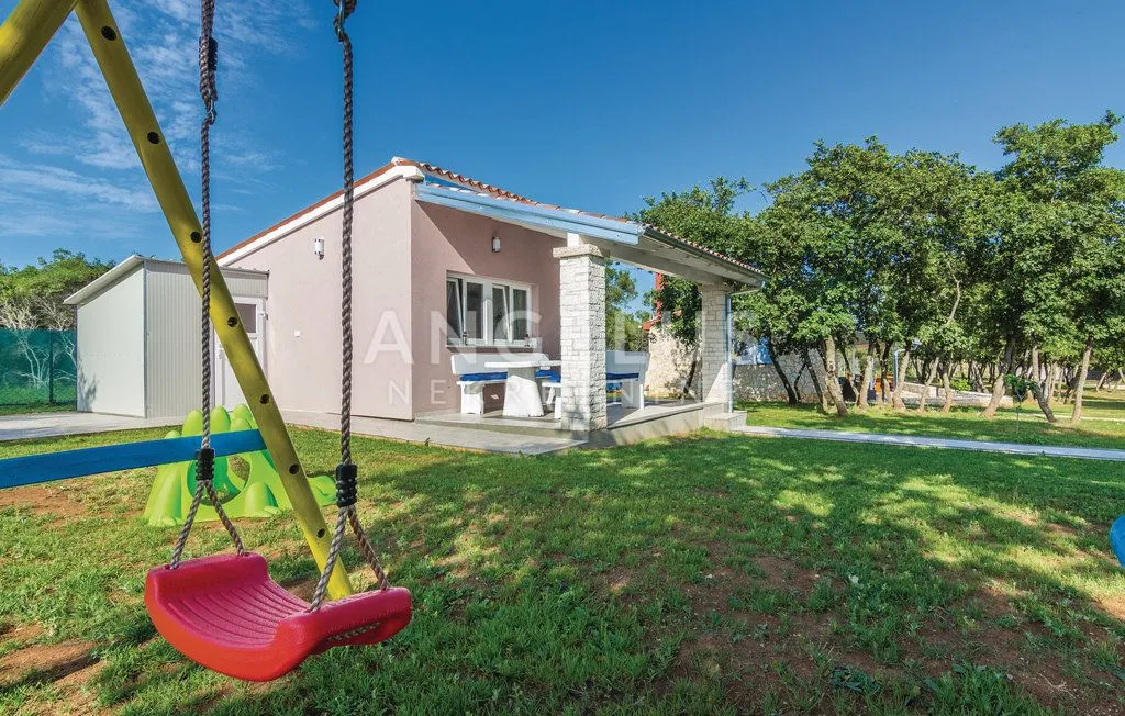 istra, rovinj - 2 kuće s bazenom, zemljištem i šumom - slika 24
