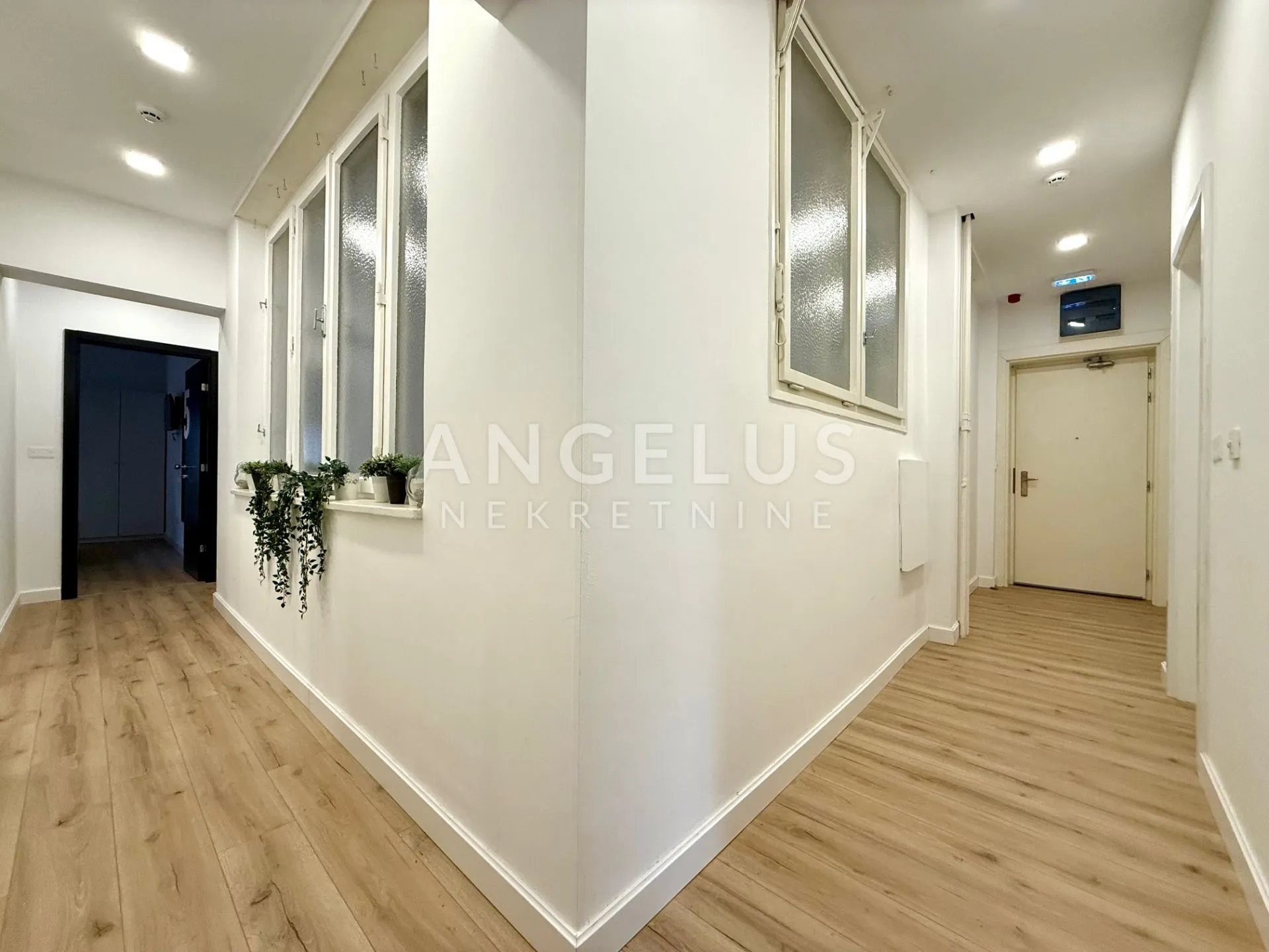 zagreb, donji grad - stan 140m2 (6 soba za najam) na prodaju - slika 6