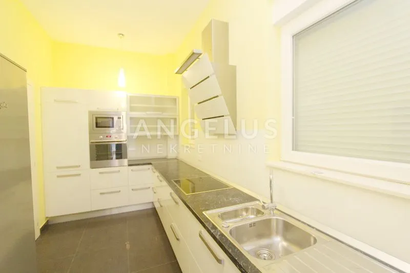 zagreb (prekrižje) stan za najam, 200m2 - slika 49